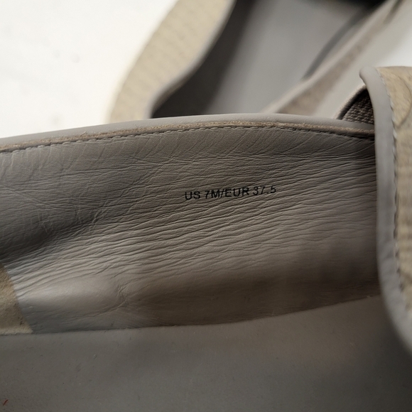 Vince Snake Skin Slip-On Sneaker Size 7 - Picture 12 of 13